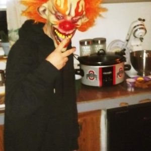 Meet your Posher, Dustin